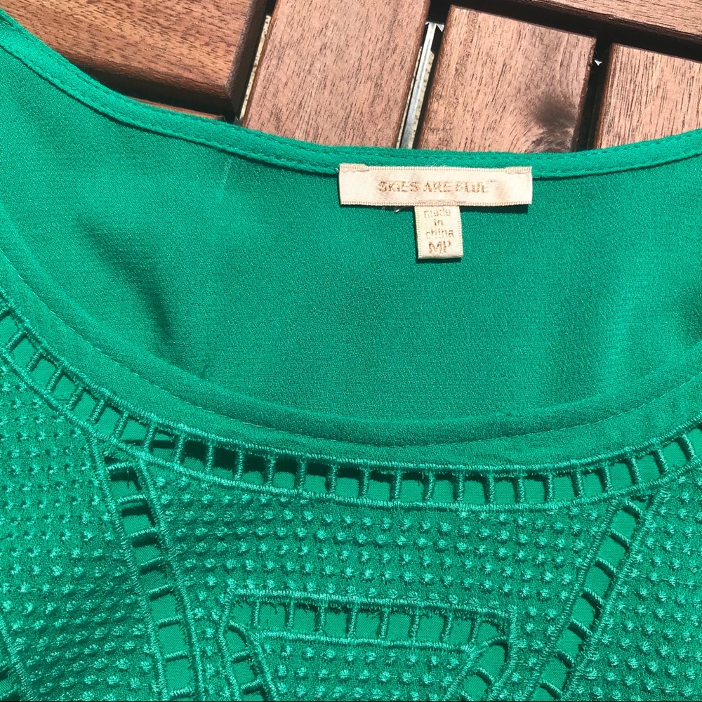 Skies are blue Reginald crochet detail top - Picture 3 of 4